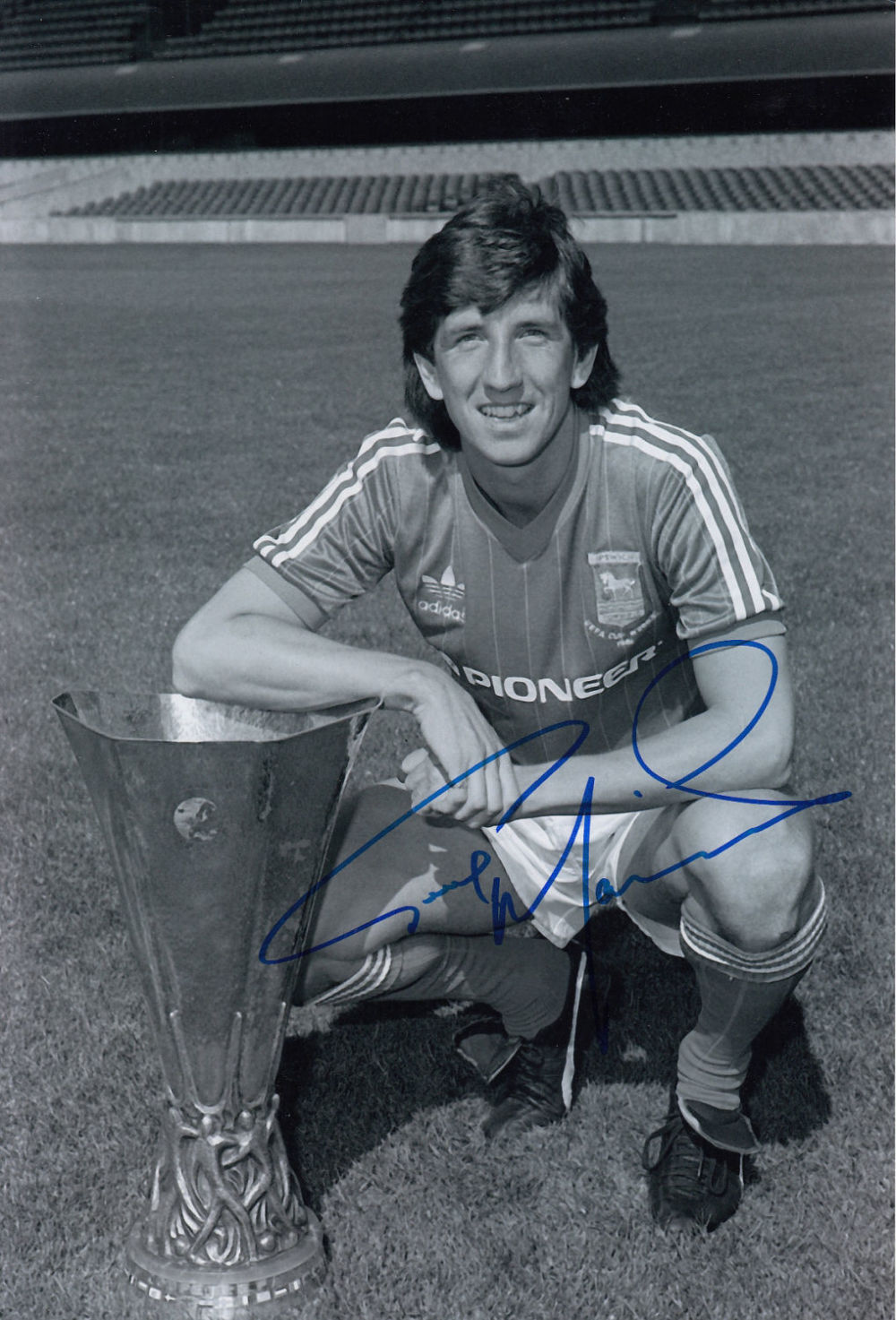 Lot 407: Autographed Paul Mariner 12 X 8 Photo: B/W,...