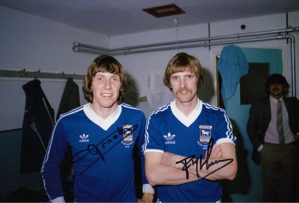 Lot 408: Autographed Ipswich Town 12 X 8 Photo: Col,...