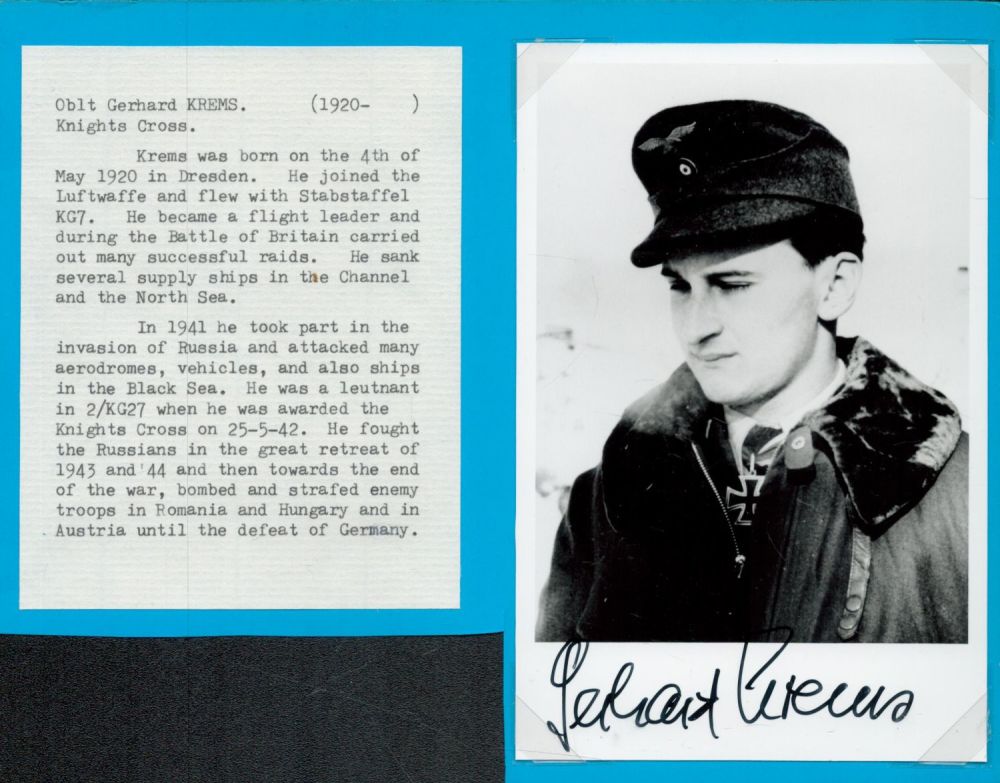 Lot 384: Oblt Gerhard Krems (1920 2017) signed 6x4 black...