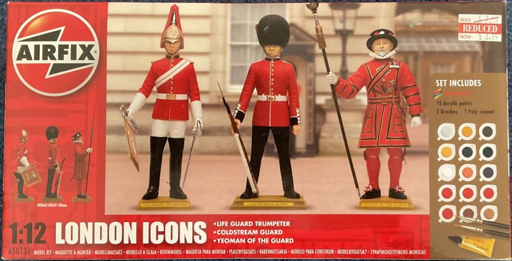 Lot 155: London Icons Life Guard Trumpeter, Coldstream Guard, Yeoman...