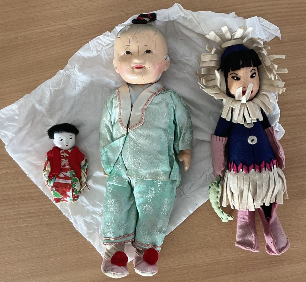 Lot 278: 3 x Collectors Dolls, a group of three...
