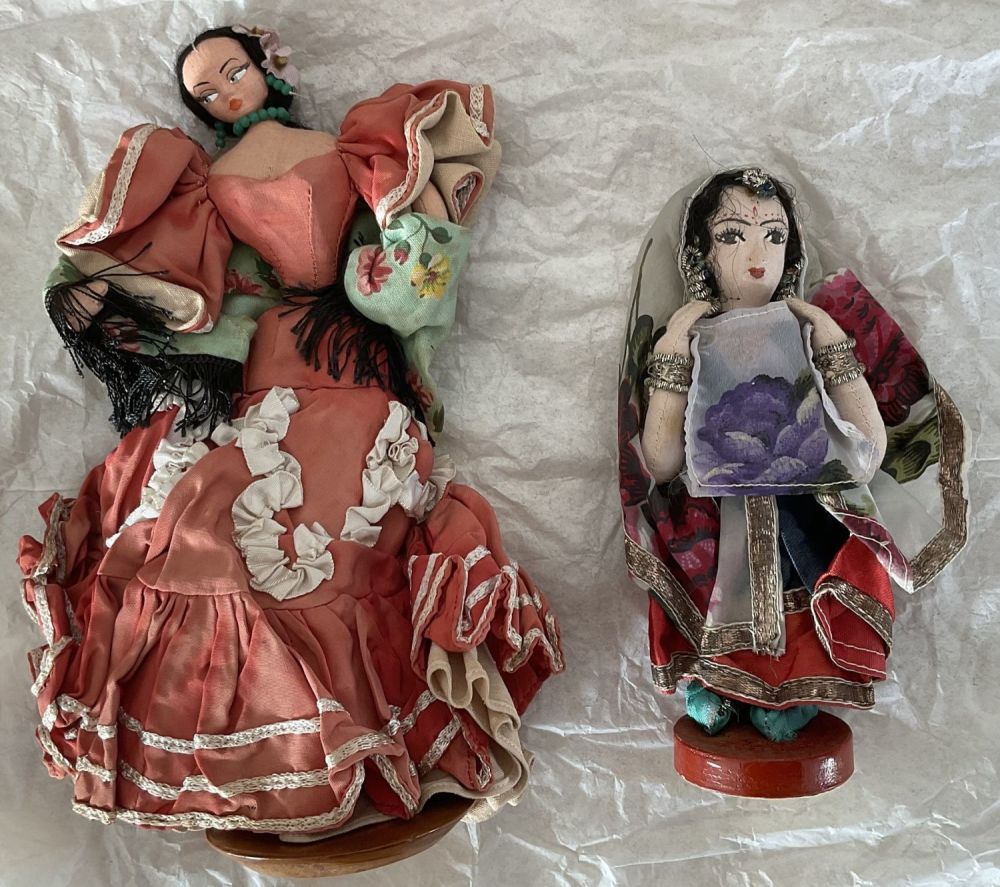 Lot 283: 2 x Collectors Dolls, a pair of dolls...