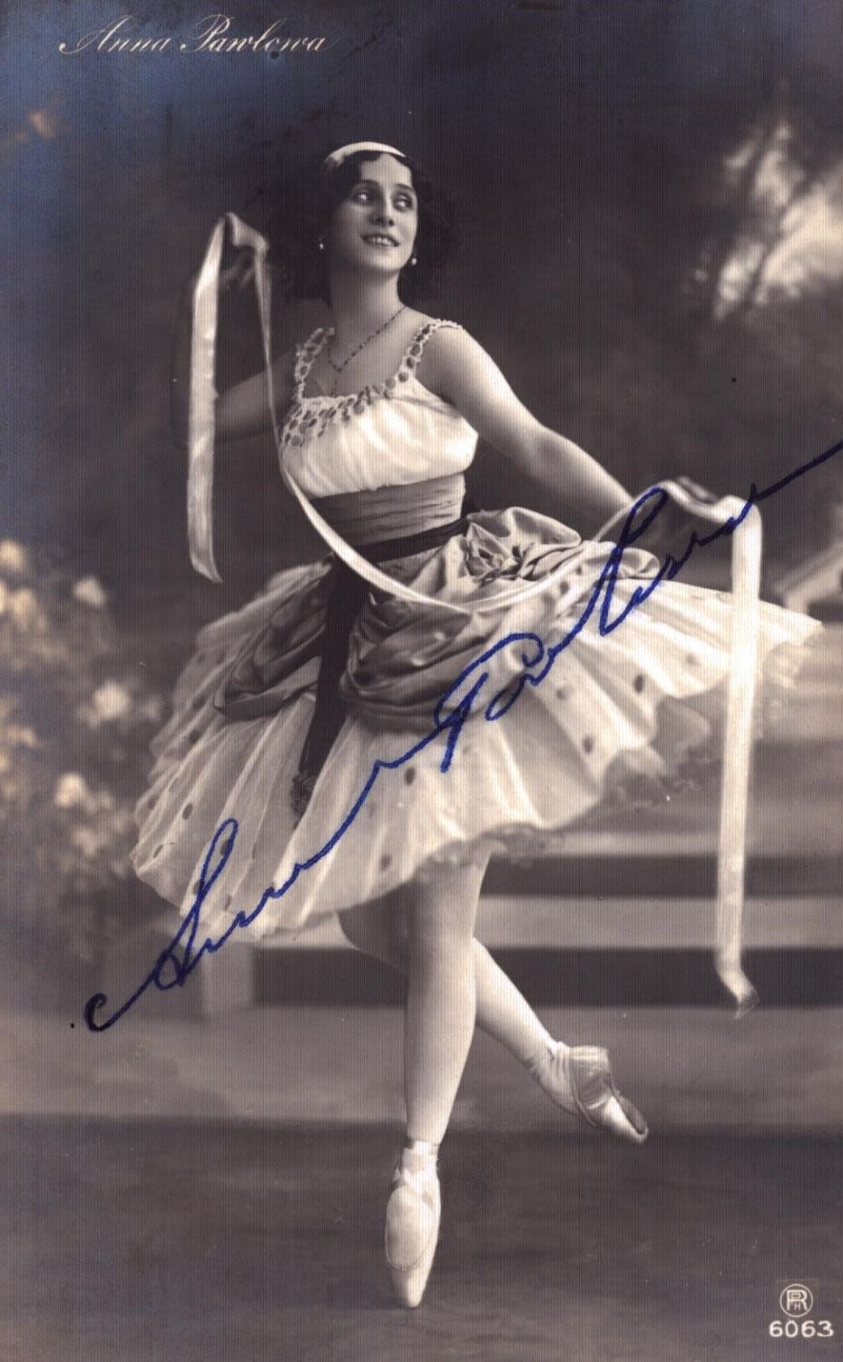 Lot 149: Anna Pavlova signed 6x4inch black and white postcard...