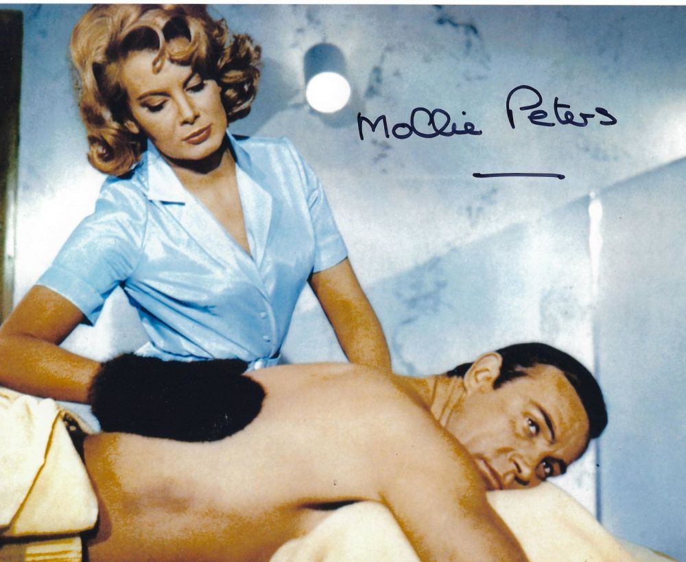 Lot 258: Mollie Peters signed 10x8 inch colour photo. Good...