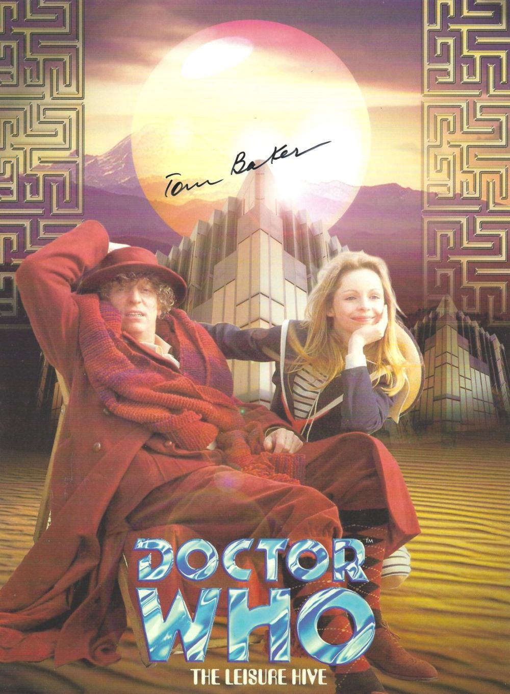 Lot 288: Tom Baker signed 11x8 Doctor Who promo photo....
