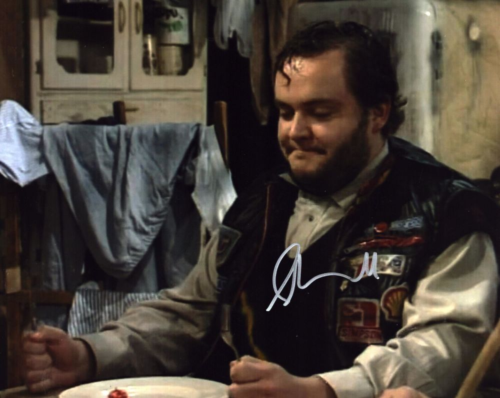 Lot 359: Steven O'Donnell signed 10x8 inch Young Ones colour...