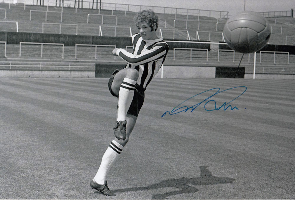 Lot 420: Football Autographed David Needham 12 X 8 Photo:...