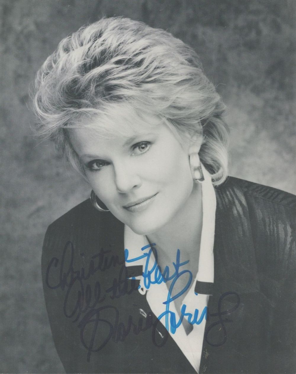 Lot 304: Gloria Loring signed 10x8inch black and white photo....