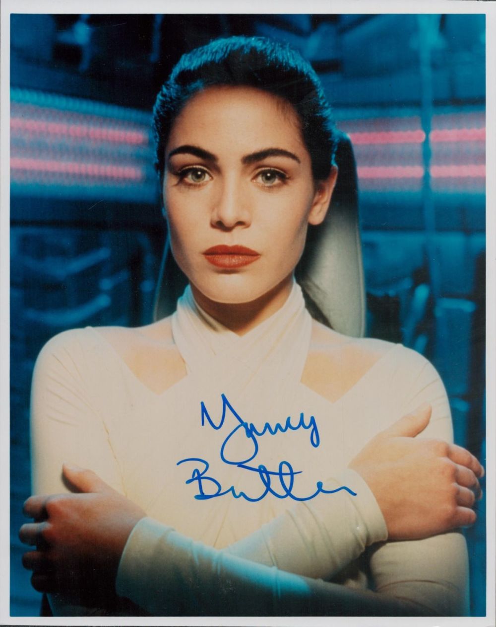Lot 316: Yancy Butler Signed Colour Photo. Approx. 8x10 INCHES....