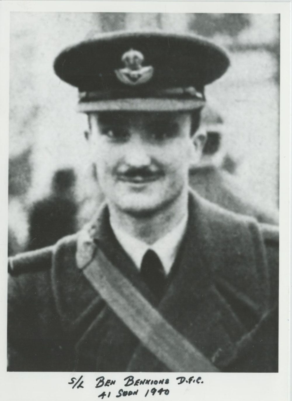 Lot 418: Military. WW2 RAF Sqn Ldr George H Bennions...