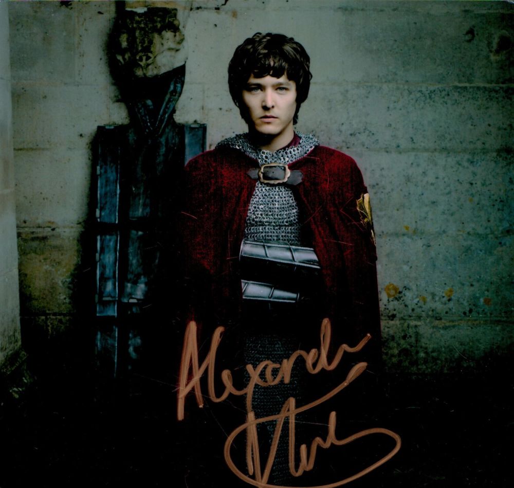 Lot 136: Alexander Vlamos signed 10x8 inch colour photo. Good...