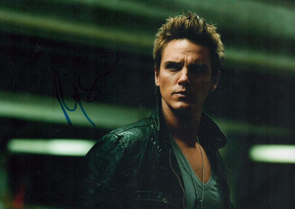 Lot 169: Riley Smith signed 10x8 inch colour photo. Good...