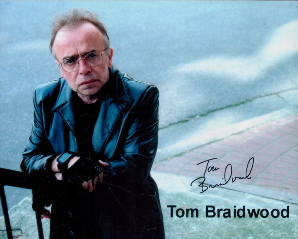 Lot 311: Tom Braidwood signed 10x8 inch colour photo. Good...