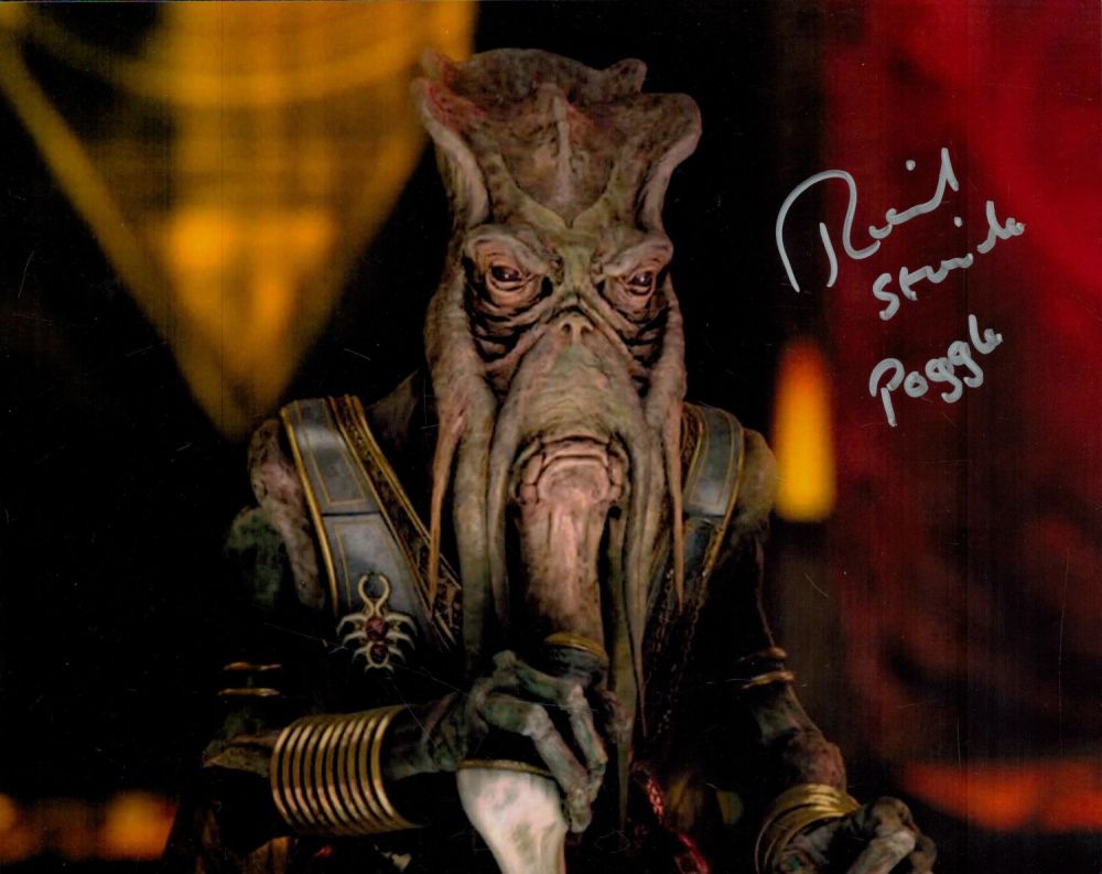 Lot 356: Richard Stride signed 10x8 inch Star Wars colour...