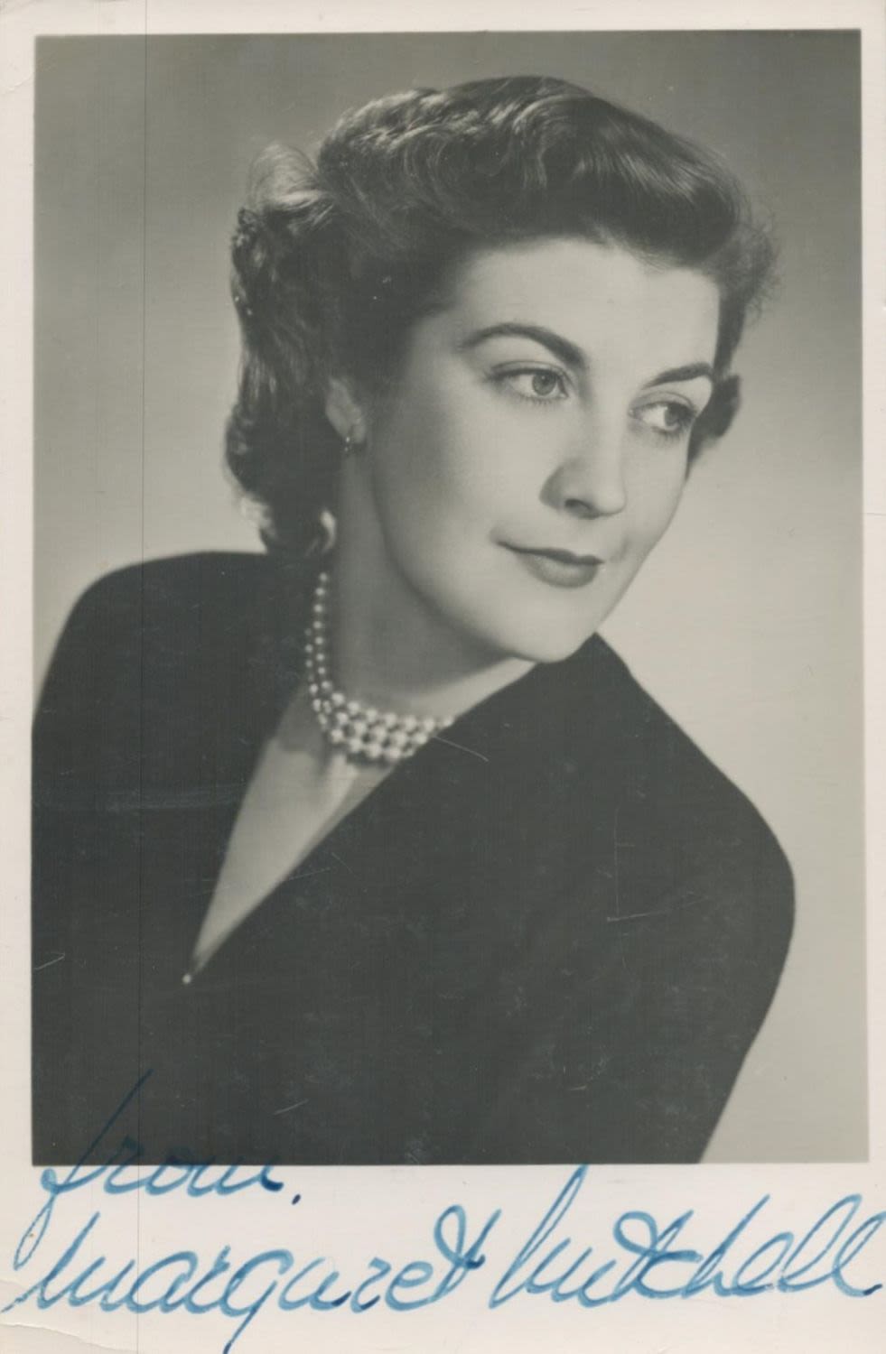 Lot 275: MARGARET MITCHELL American Actress Signed 3.5x5.5 black and...
