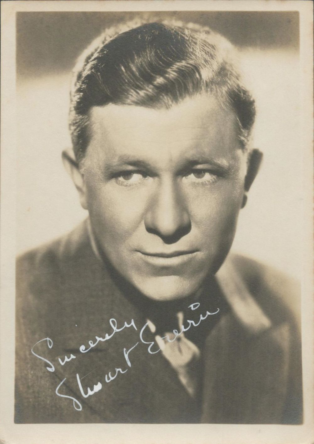 Lot 278: American Actor Stuart Erwin signed 7 x 5...