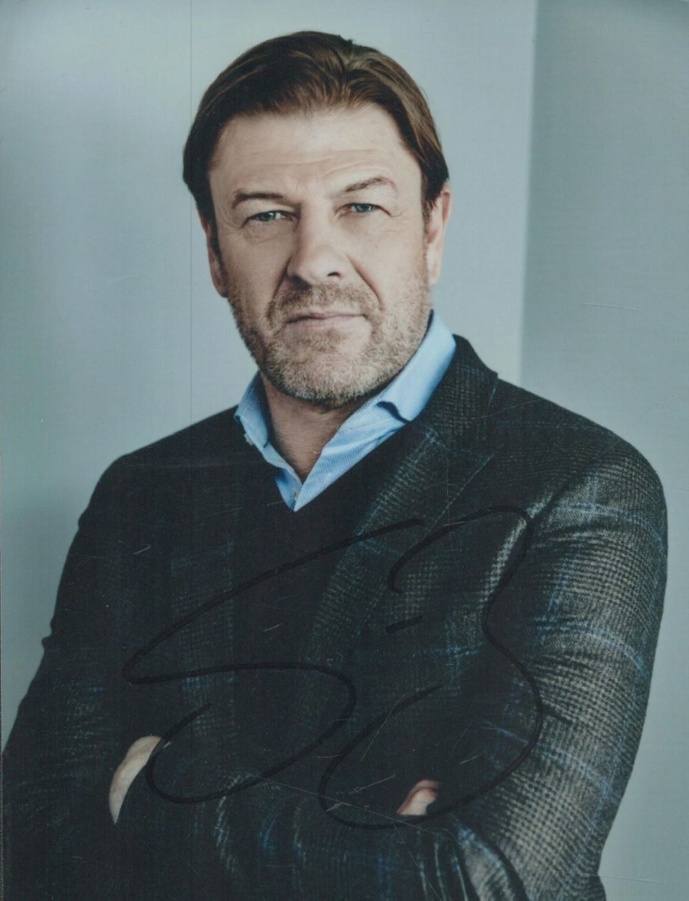 Lot 432: Tv and Film. Sean Bean Signed 5 x...