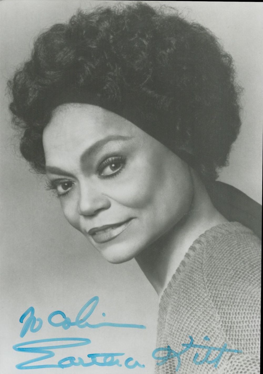 Lot 469: Eartha Kitt signed black and white photo an...