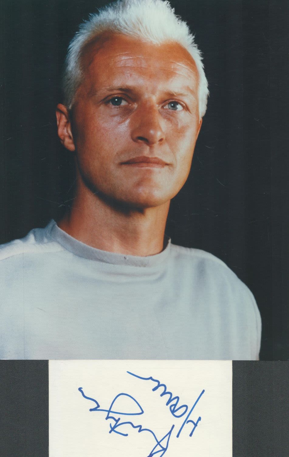 Lot 515: Dutch Actor Rutger Hauer signed autograph card with...