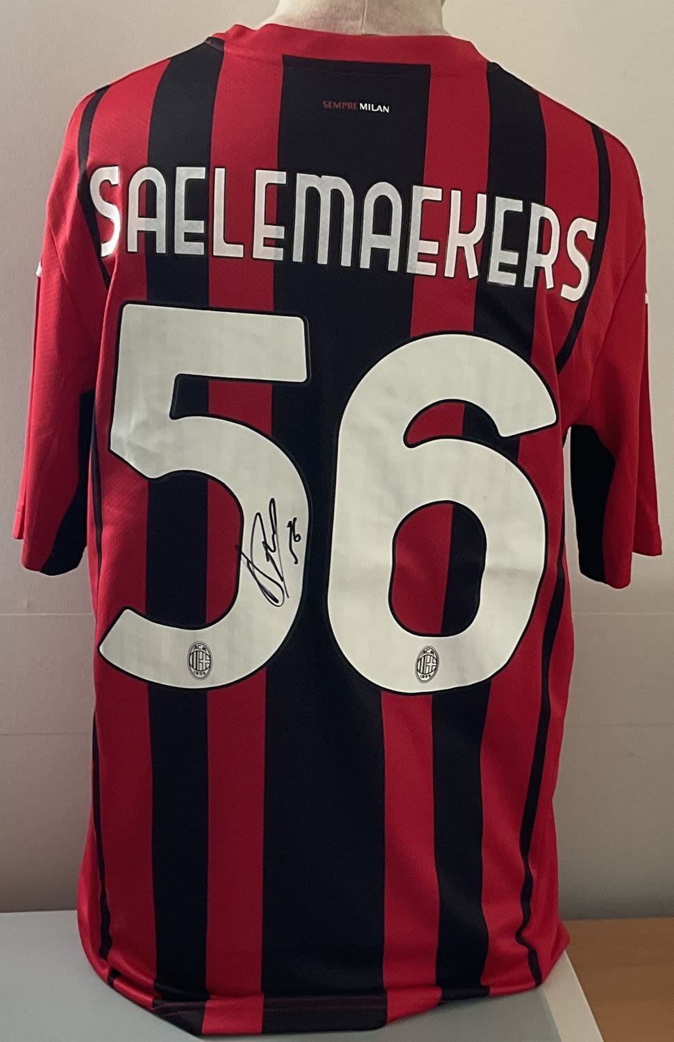Lot 224: Football Alexis Saelemaekers signed A.C. Milan replica home...