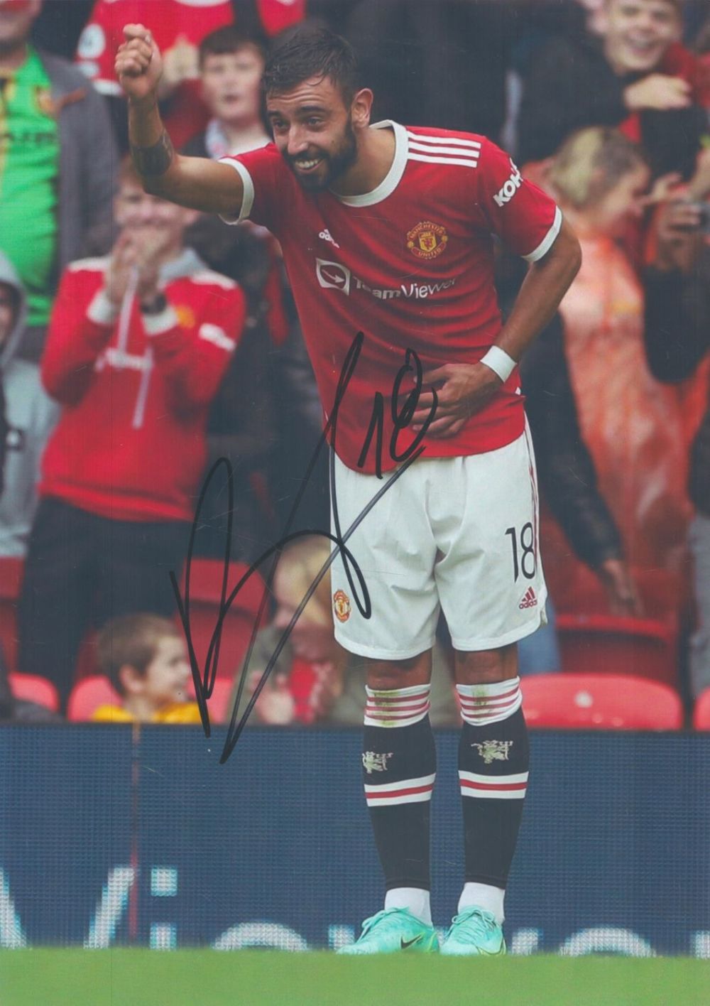 Lot 318: Football Bruno Fernandes signed Manchester United 12x8 inch...