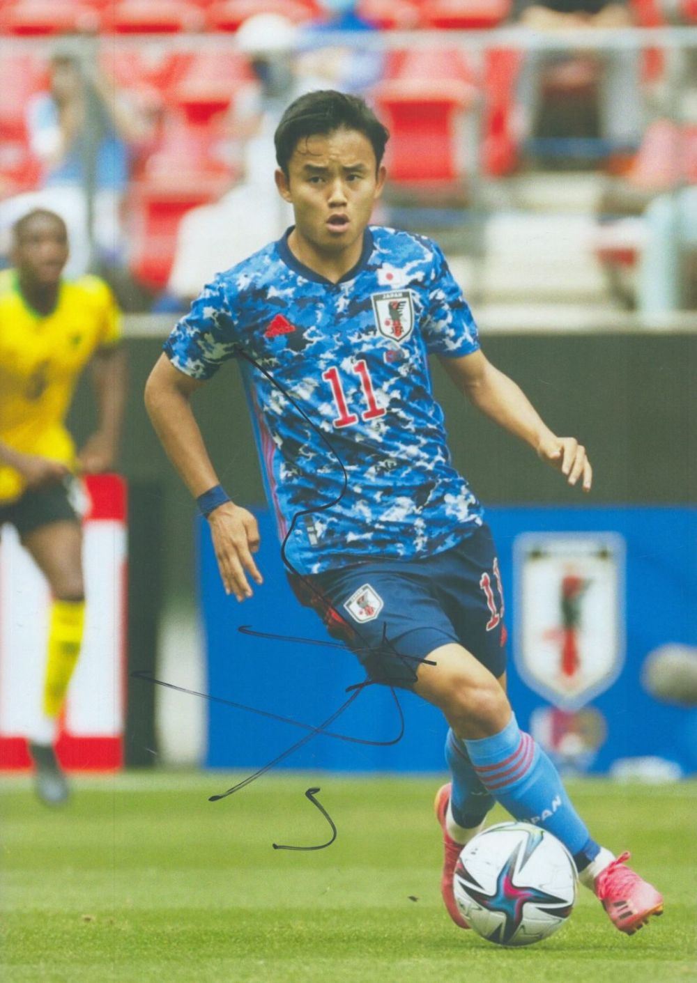 Lot 346: Football Takefusa Kubo signed 12x8 inch colour photo...