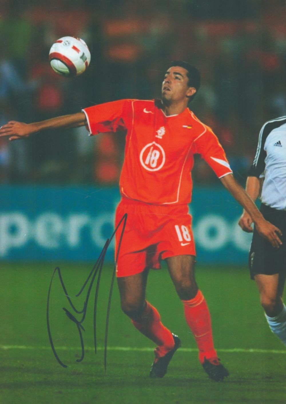 Lot 352: Football Roy Makaay signed 12x8 inch colour photo...