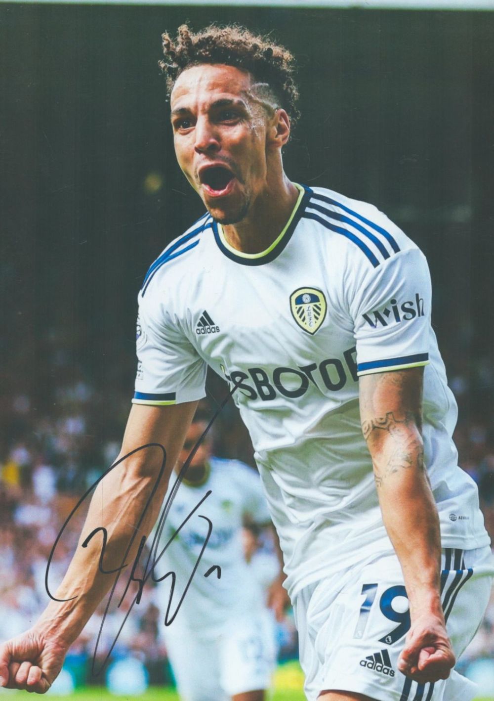 Lot 382: Football Rodrigo signed Leeds United 12x8 inch colour...