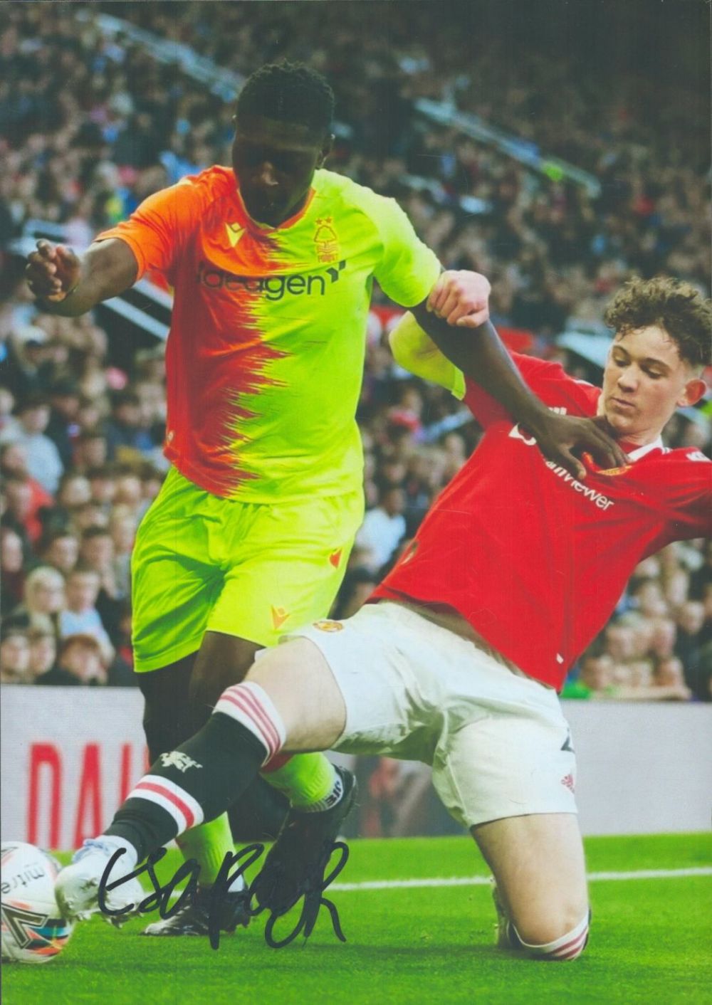 Lot 387: Football Detlef Esapa Osong signed Nottingham Forest 12x8...