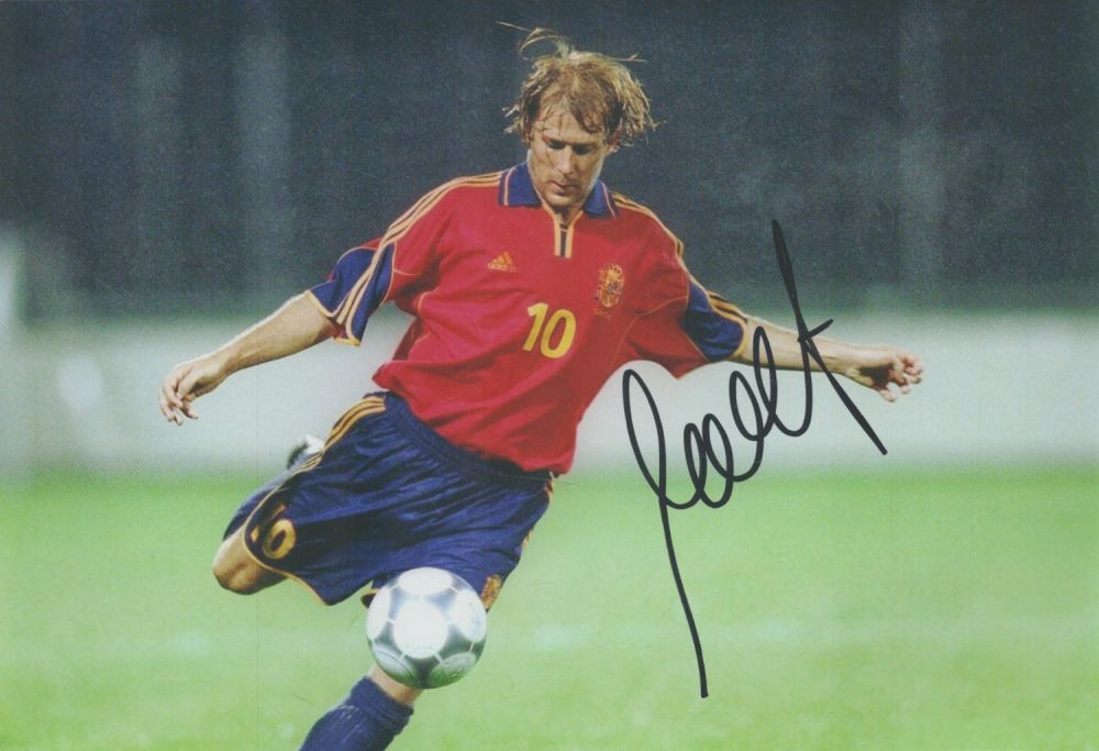 Lot 410: Football Gaizka Mendieta signed 12x8 inch colour photo...