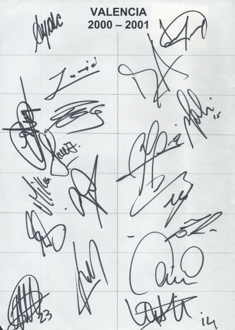 Lot 518: Football Valencia multi signed 2000-2001 A4 team sheet...
