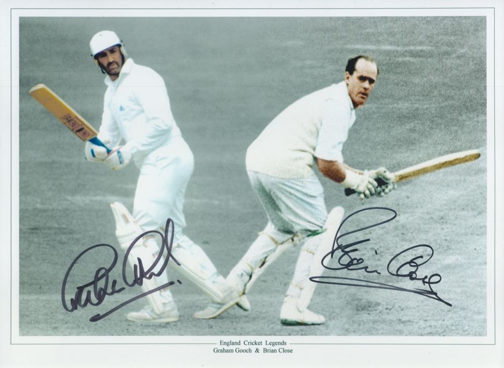 Lot 527: Cricket Graham Gooch and Brian Close signed England...