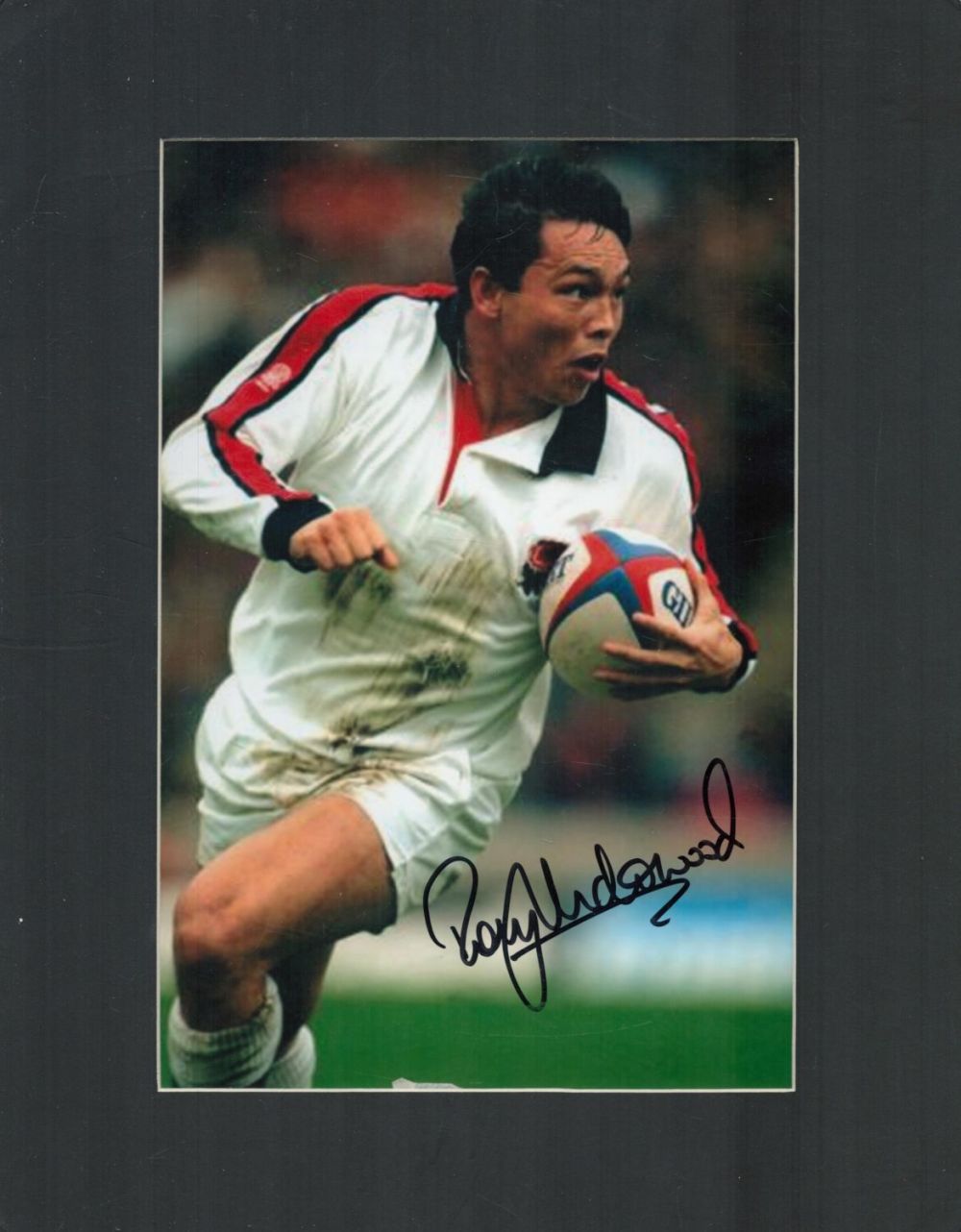 Lot 551: Rugby Union Rory Underwood signed 14x10 inch mounted...