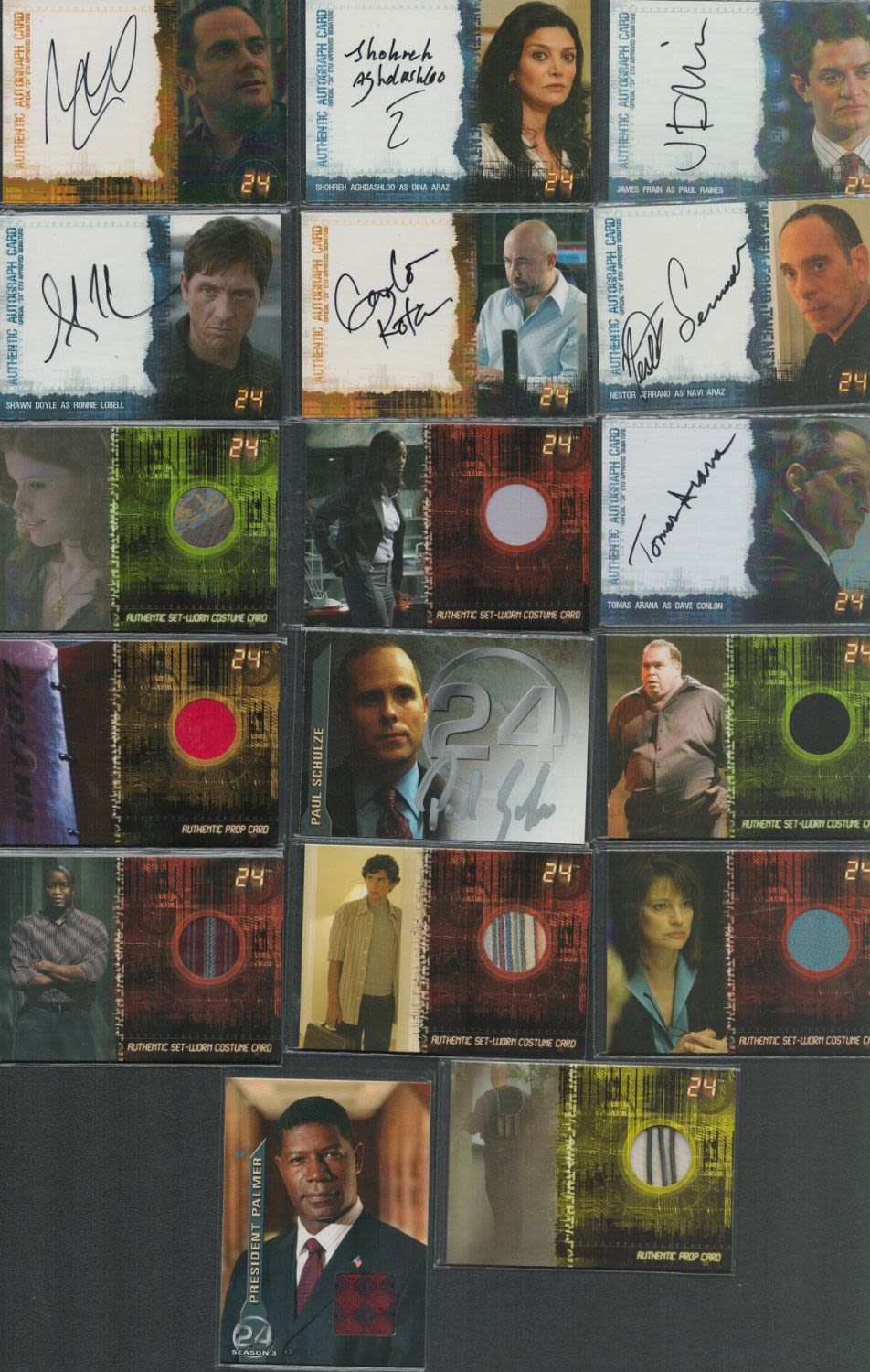 Lot 174: Trading cards The Vampire Diaries 12 x signatures...
