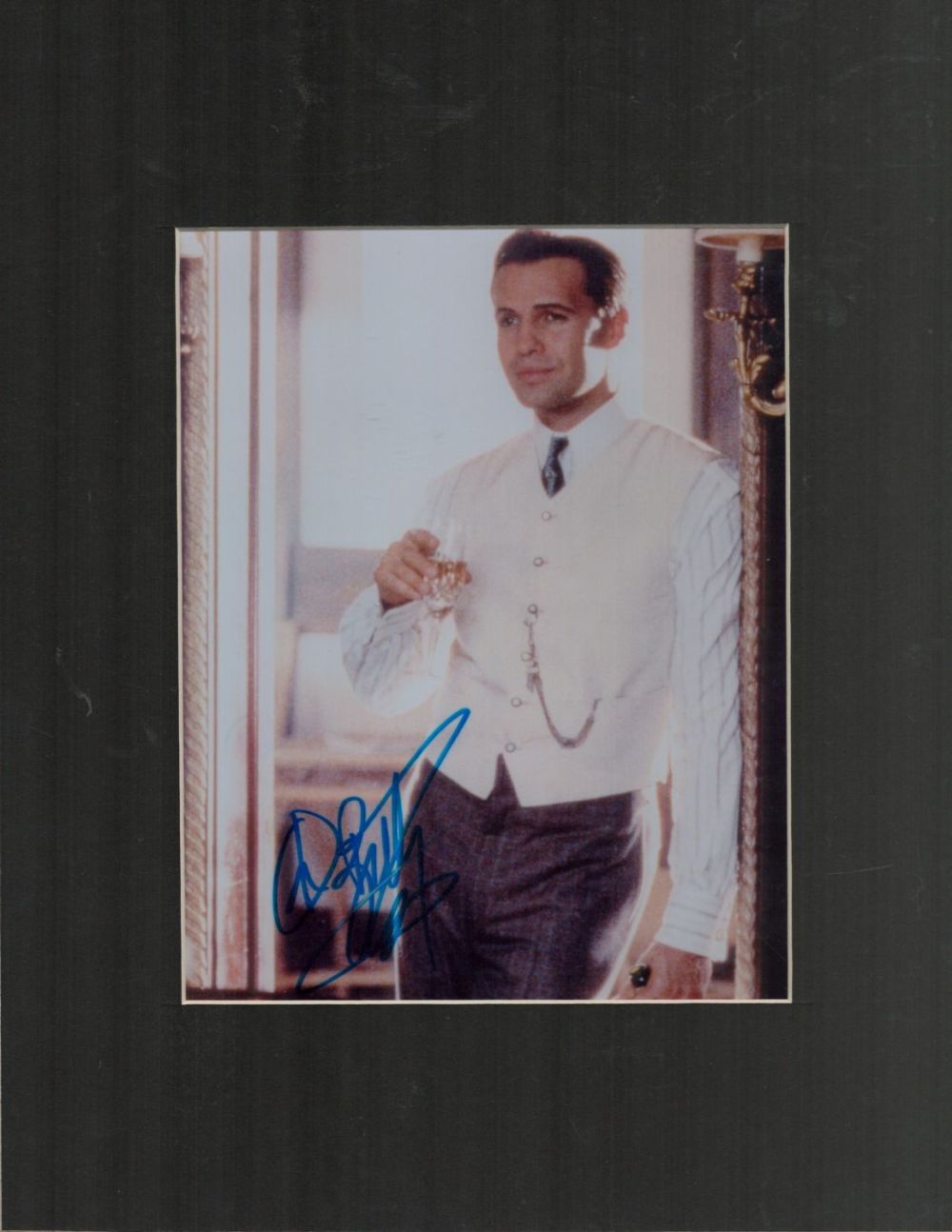 Lot 569: Multi Signed 7 signatures includes Daniel Craig, Nicole...