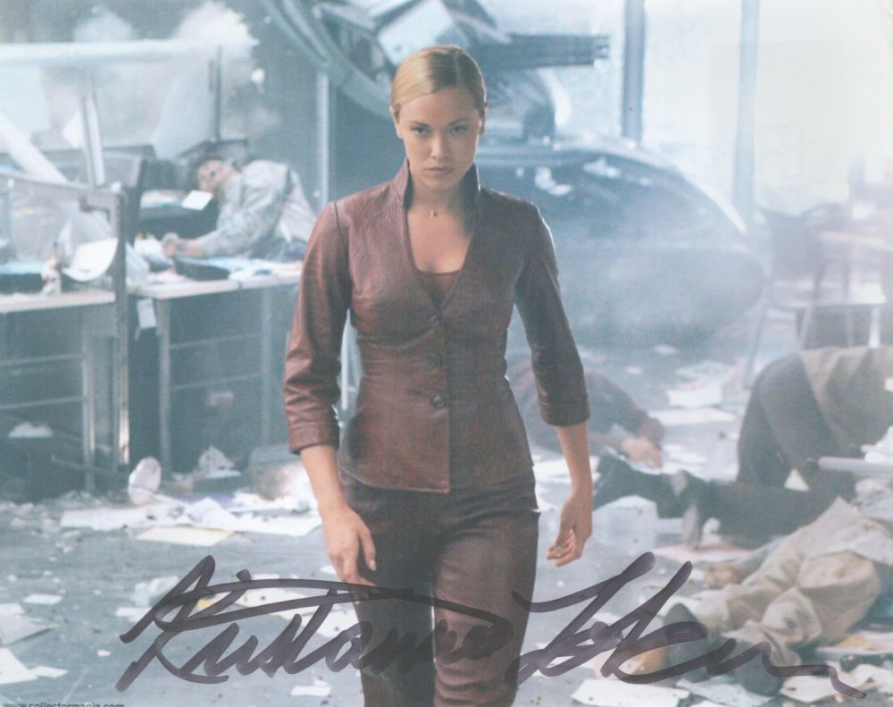 Lot 59: Kristanna Loken signed 10x8 inch colour photo. Good...