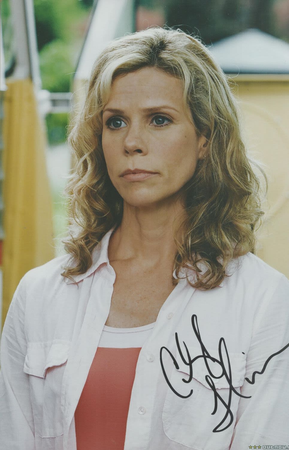 Lot 86: Cheryl Hines signed 12x8 inch colour photo. Cheryl...