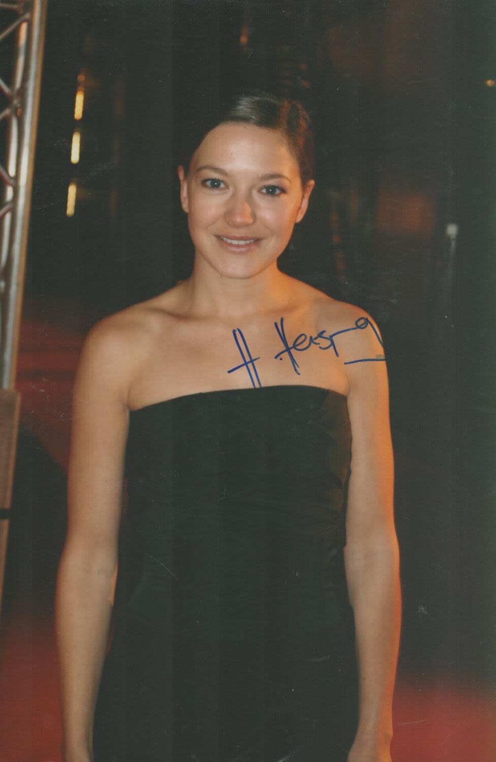 Lot 87: Hannah Herzsprung signed 12x8 inch colour photo. Hannah...