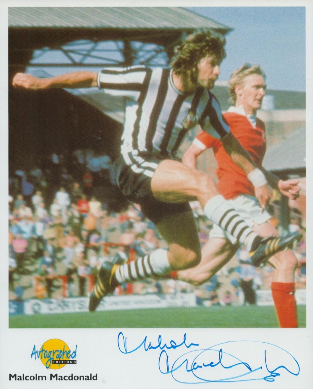 Lot 101: Malcom Macdonald signed 10x8 inch Newcastle United autographed...