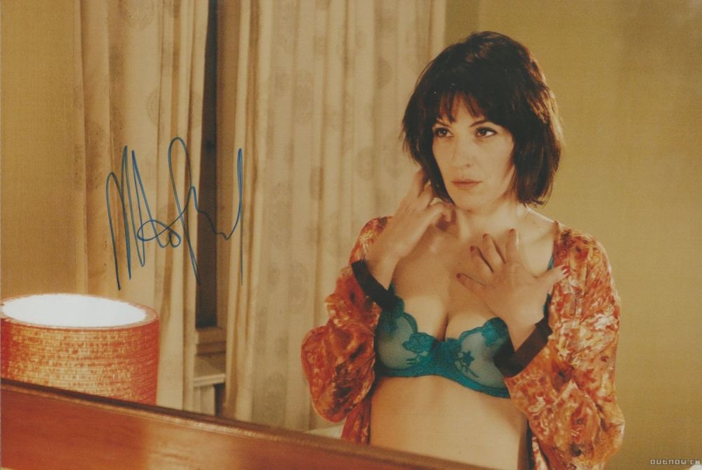 Lot 213: Martina Gedeck signed 12x8 inch colour photo. Martina...