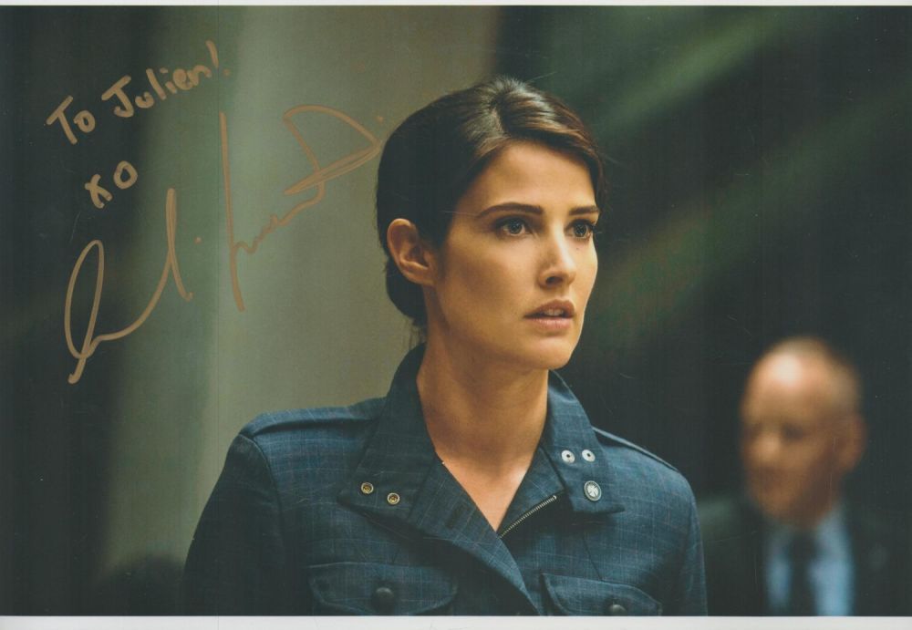 Lot 298: Cobie Smulders (Agents of Shield) signed 12 x...