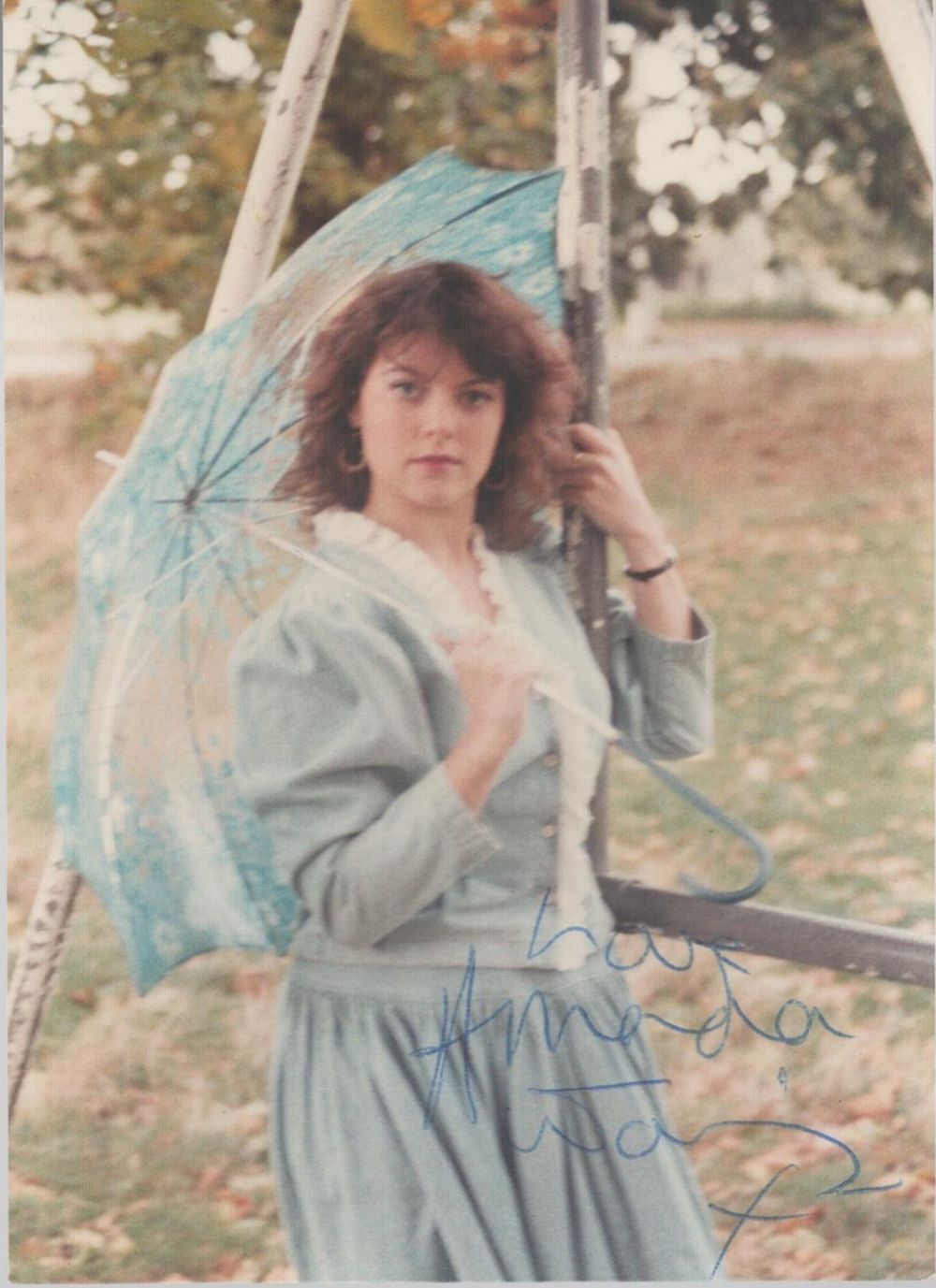 Lot 312: Amanda Waring Actress Signed Photo. Good condition. All...