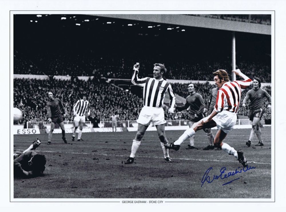 Lot 392: Football Autographed George Eastham 16 X 12 Photo-Edition:...