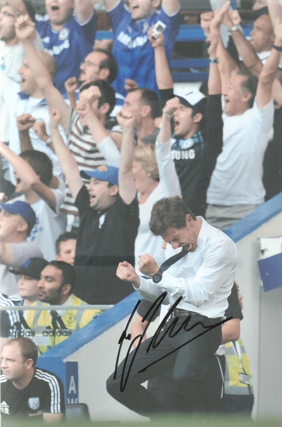 Lot 417: Andre Villas-Boas signed 12x8 inch colour photo pictured...