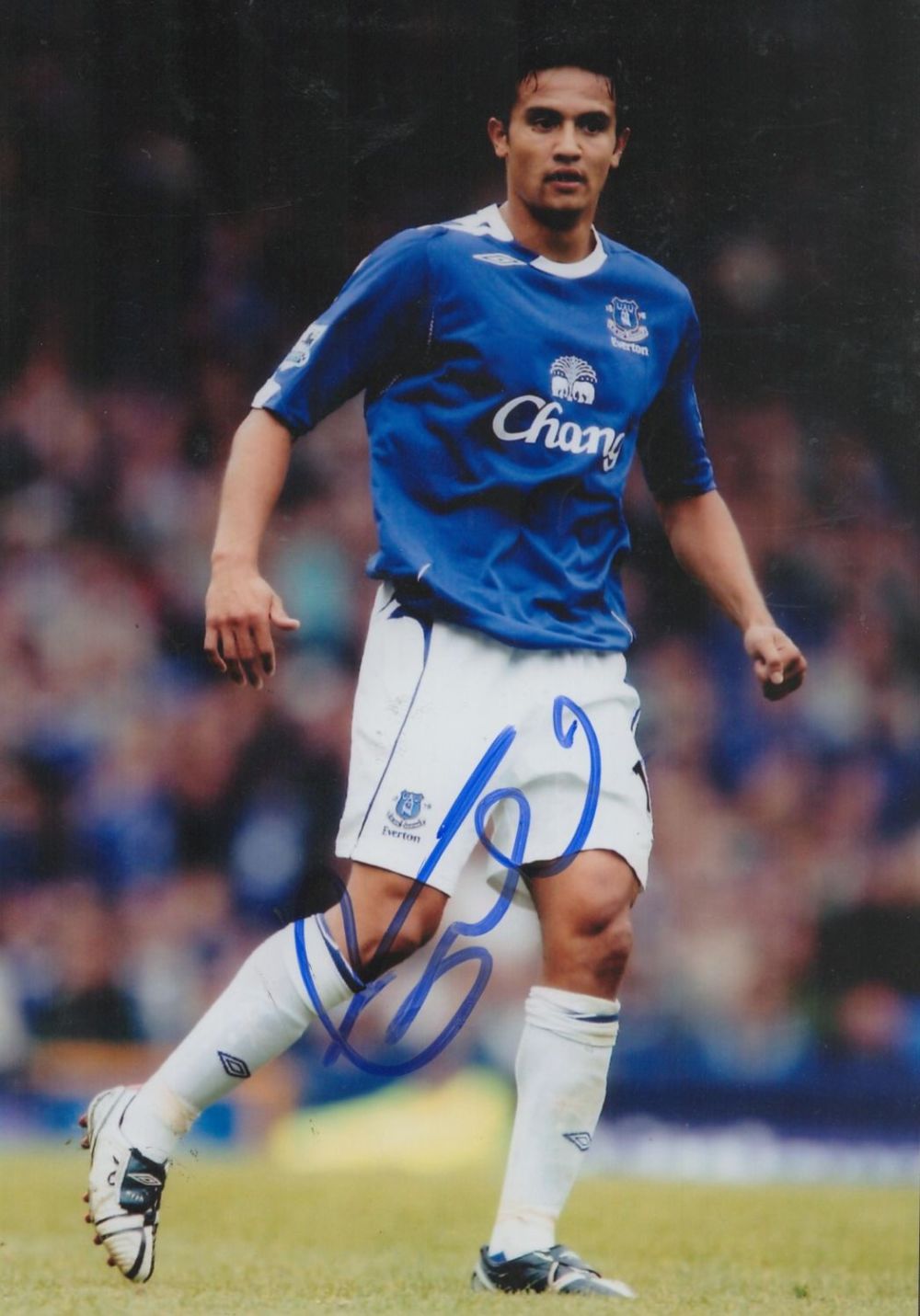 Lot 423: Tim Cahill signed 12x8 inch colour photo pictured...