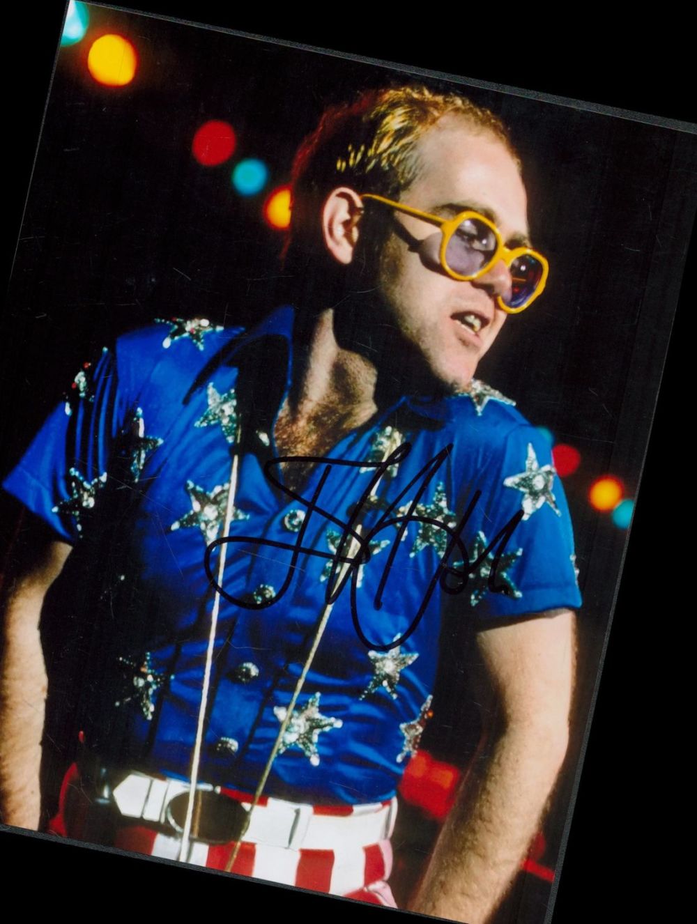 Lot 101: Bruce Foxton signed 10x8 inch colour photo. Bruce...