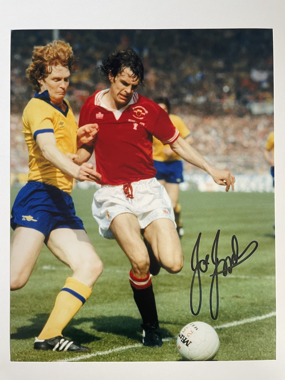Lot 67: Joe Jordan Former Manchester United Footballer 10x8 inch...
