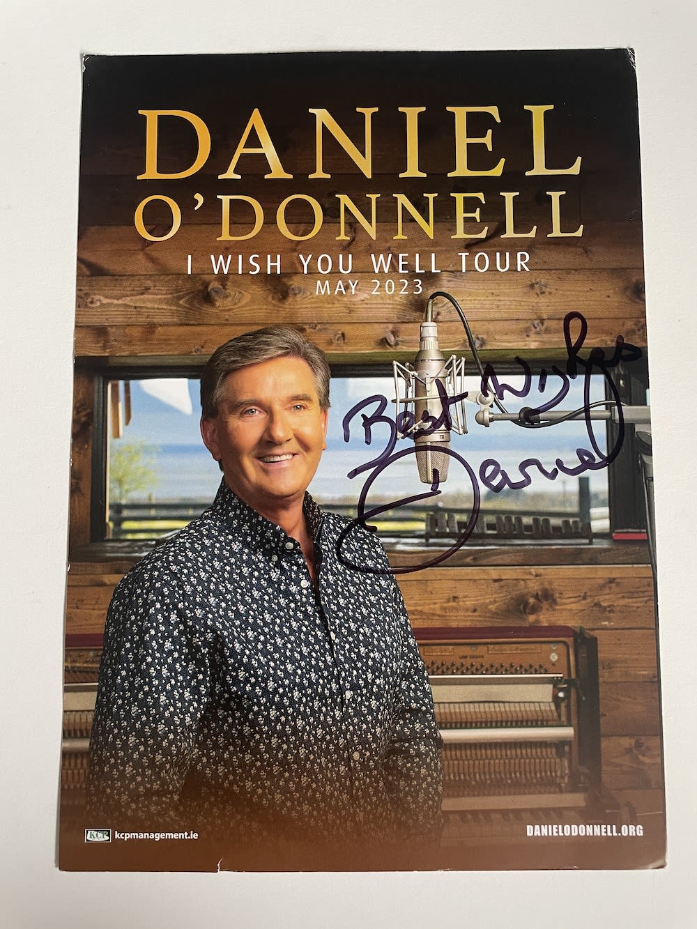Lot 79: Daniel O'Donnell Chart Topping Irish Singer Signed Concert...