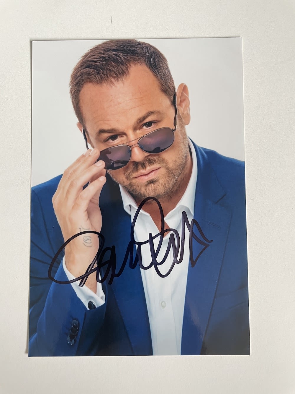Lot 112: Danny Dyer Popular British Actor 6x4 inch signed...