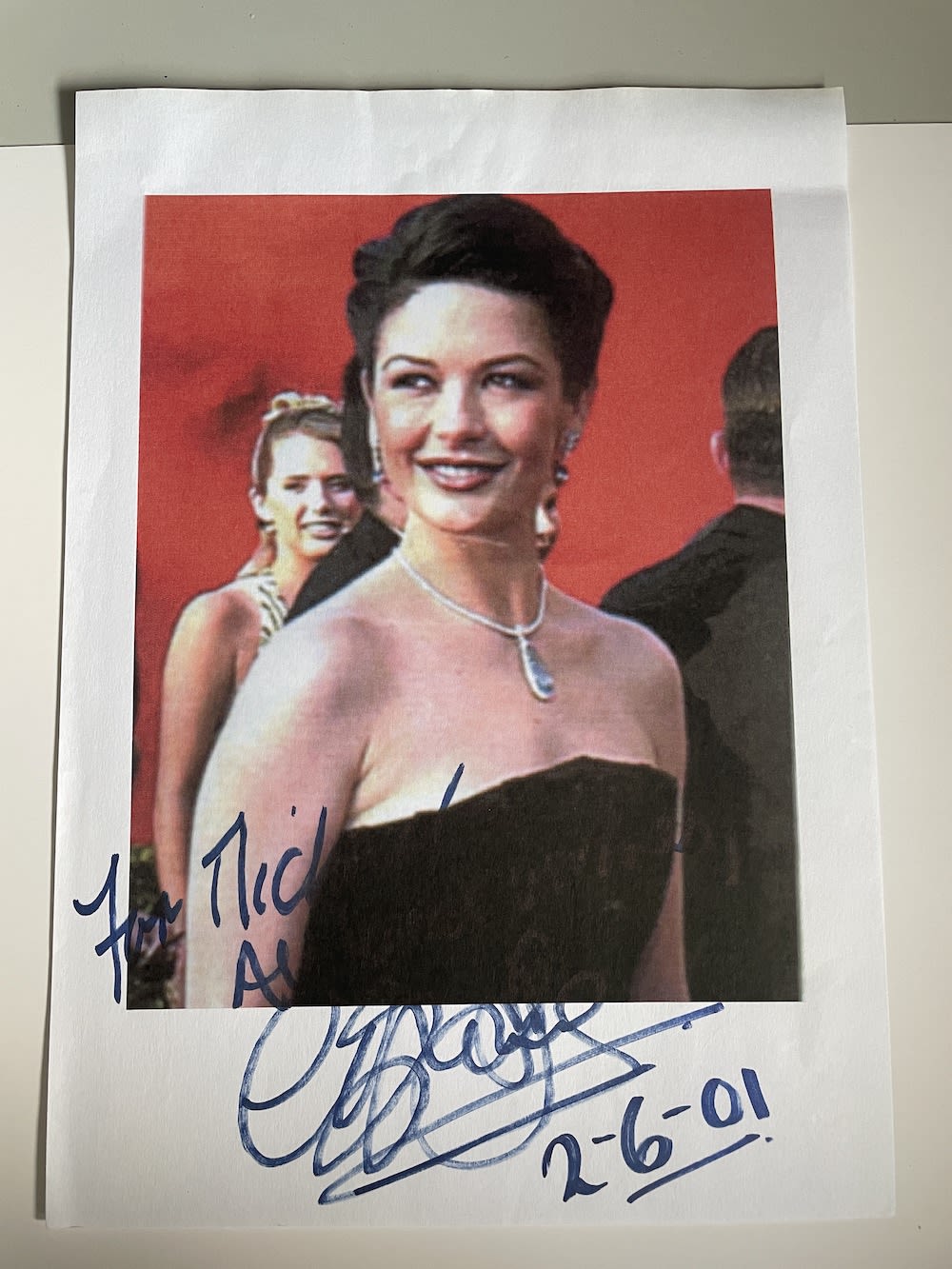 Lot 142: Catherine Zeta Jones Great Welsh Actress signed a4...